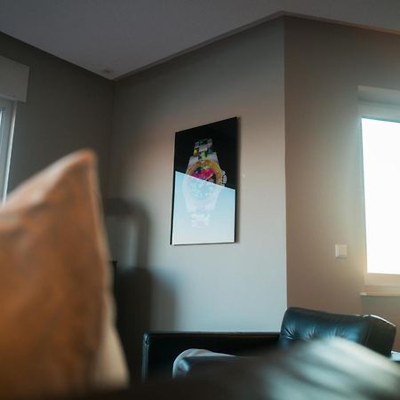 Penthouse Wohnung Mit Schoenem Moselblick In Metternich Koblenz  Buitenkant foto