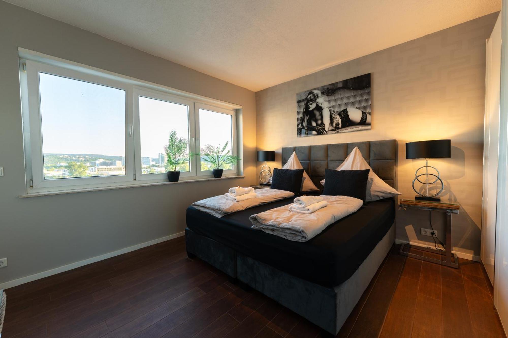 Penthouse Wohnung Mit Schoenem Moselblick In Metternich Koblenz  Buitenkant foto