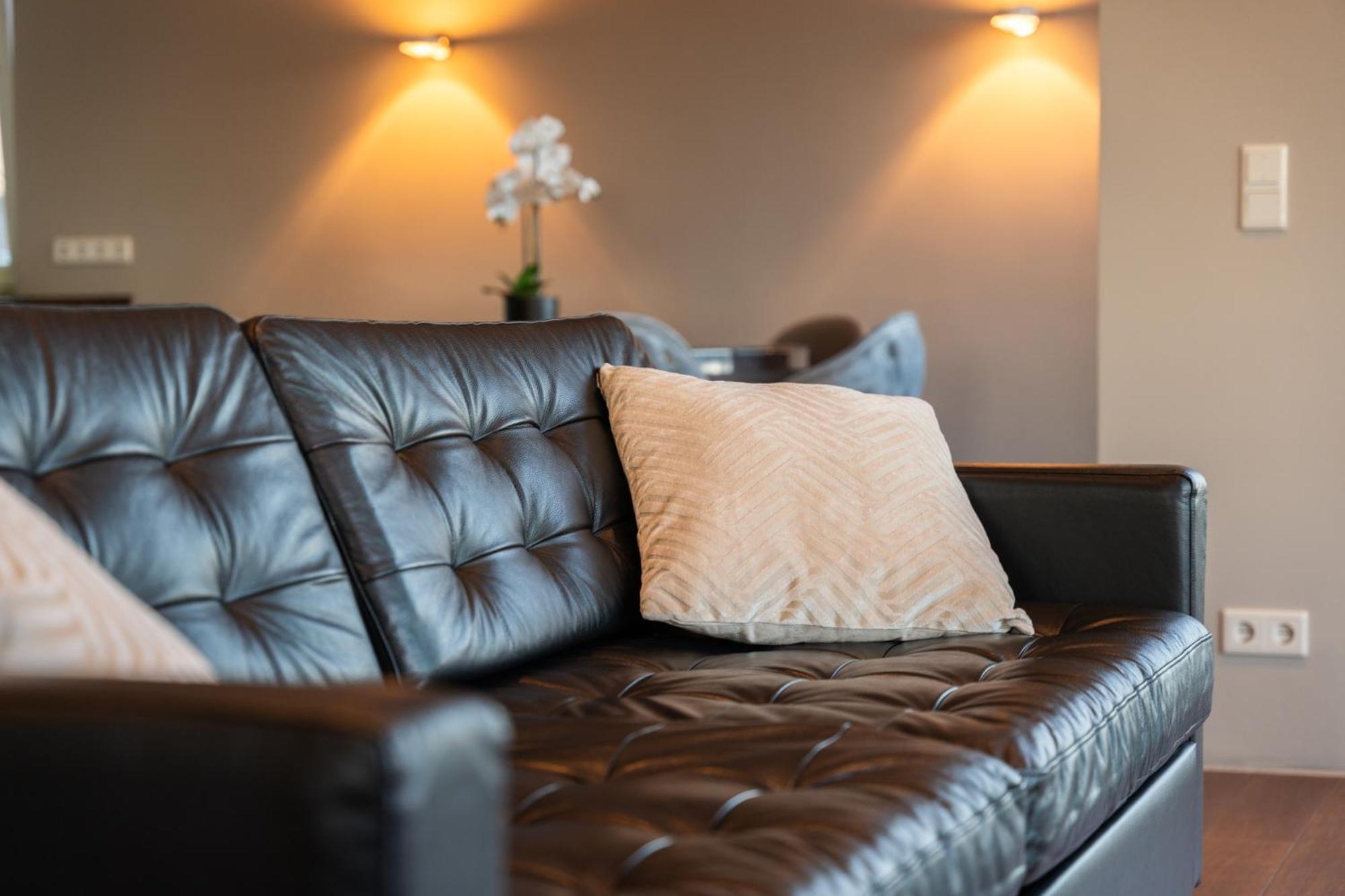 Penthouse Wohnung Mit Schoenem Moselblick In Metternich Koblenz  Buitenkant foto